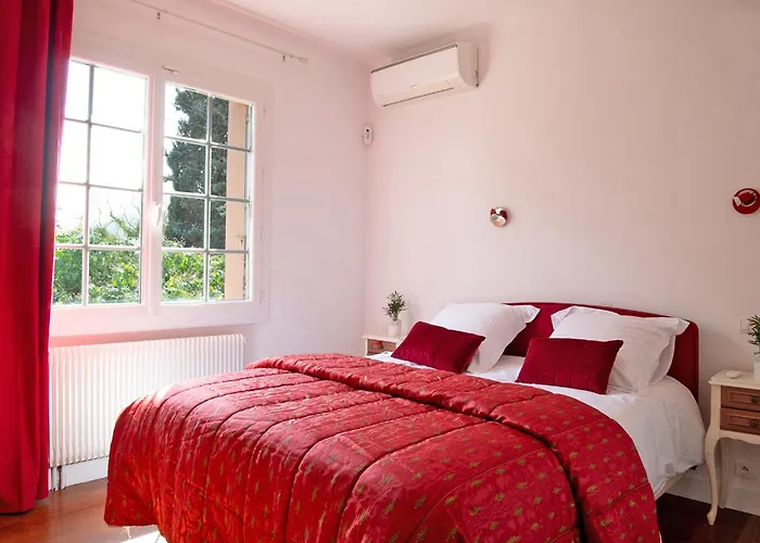 Standing De 88 M2, Grand Jardin, Wifi, Clim, Netflix, La Suzanna Feriehus