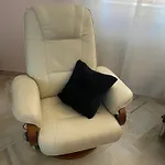 Standing De 88 M2, Grand Jardin, Wifi, Clim, Netflix, La Suzanna بيت للعطل *