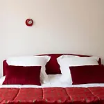 Standing De 88 M2, Grand Jardin, Wifi, Clim, Netflix, La Suzanna بيت للعطل *