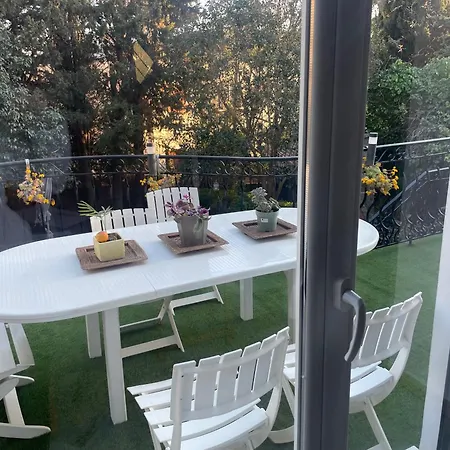 Standing De 88 M2, Grand Jardin, Wifi, Clim, Netflix, La Suzanna * Hyeres