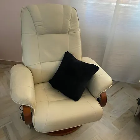 Standing De 88 M2, Grand Jardin, Wifi, Clim, Netflix, La Suzanna Holiday home *