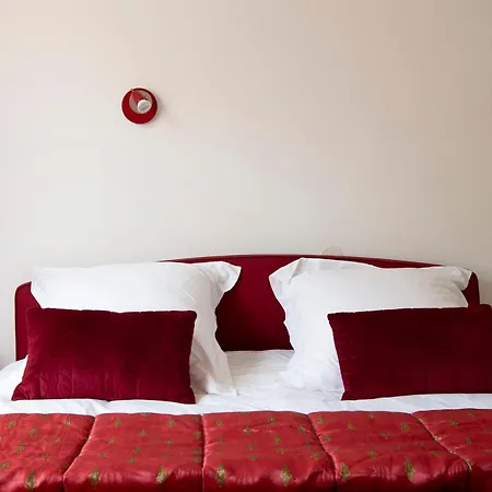 Standing De 88 M2, Grand Jardin, Wifi, Clim, Netflix, La Suzanna Будинок відпочинку *