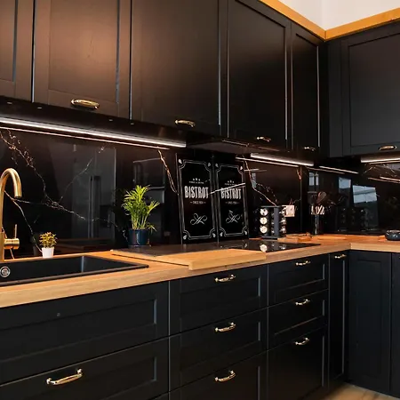 Standing De 88 M2, Grand Jardin, Wifi, Clim, Netflix, La Suzanna *